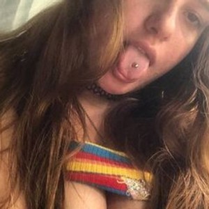 streamate LisaElfy webcam profile pic via amateursex-livecam.com