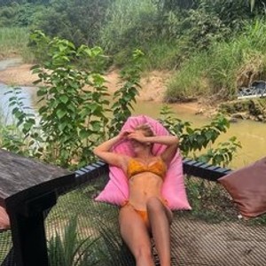 streamate BlondieLuxe webcam profile pic via xxx-topcamgirls.com