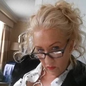 streamate MadamA webcam profile pic via glamcambabes.com