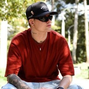 Cam boy Leo_cumming18