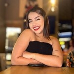 CurvyLia