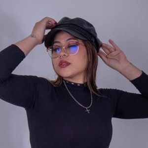 adult chatting Saskiaromanov