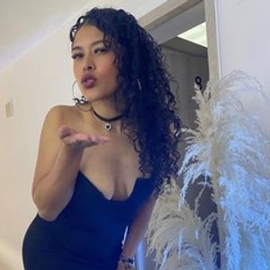 streamate VioletAragon webcam profile pic via bestlivesexchat.com