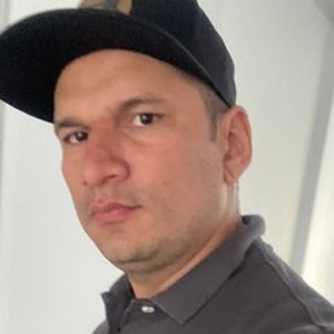 Cam boy Roverscobar