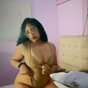 streamate CarolainNNoa webcam profile pic via mega-camsex.com