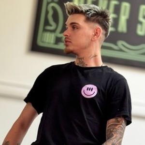 Cam boy AsherLong