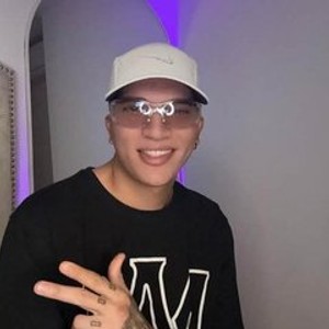 Cam boy PaulBones