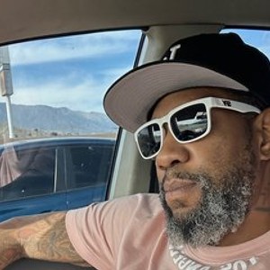 Cam boy KINGSEXYBBC