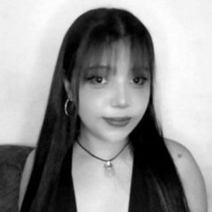 streamate innocenthazelll webcam profile pic via myliveeroticcams.com