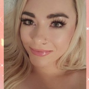 streamate AllieFyre webcam profile pic via badgirlwebcam.com