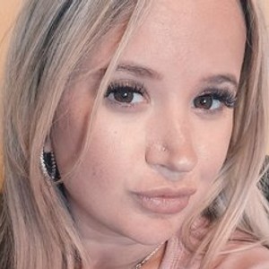 live sex room Sweeetshellyx