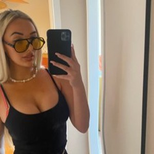 Visit MissBrookeUK Room