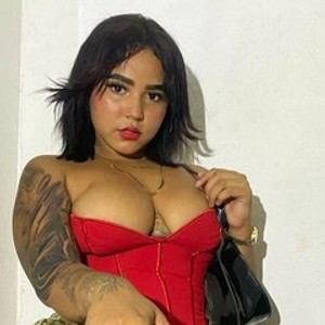 streamate EmilyStuning webcam profile pic via glamcambabes.com