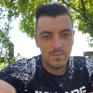 Cam boy MaxenRace