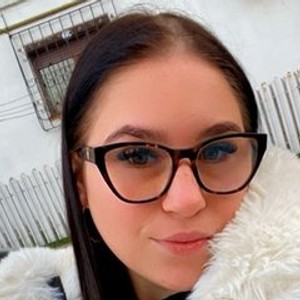 Visit Maya_Collins Room