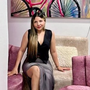 chatroom online LuciaSalazar