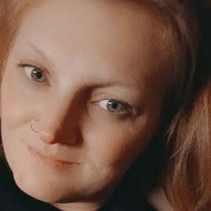 Visit StrawberryRedShortcake Room