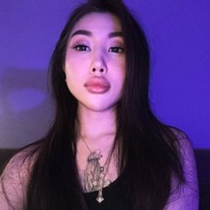 xxx chatroom KiraKisses