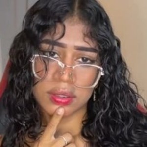 streamate Bella_nix webcam profile pic via glamcambabes.com