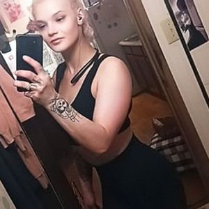 streamate Smltittybigbrains webcam profile pic via sexlivecamsites.com