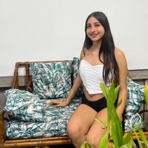 livesex.fan MarcelaAndEmanuel livesex profile in milk cams