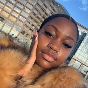 streamate Dulcie_765 webcam profile pic via newporncams.com