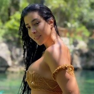 streamate CamilaMoretti webcam profile pic via bestlivesexchat.com