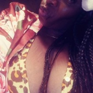 streamate RoshondaWalls webcam profile pic via badgirlwebcam.com