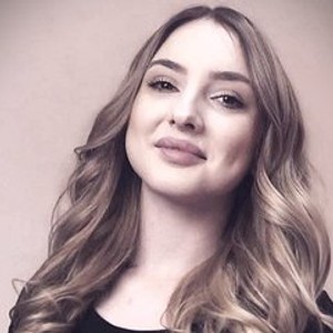 streamate JaklinLaurent webcam profile pic via newporncams.com