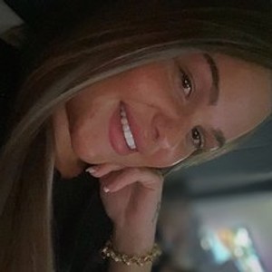 streamate SelenaStark webcam profile pic via badgirlwebcam.com