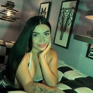 streamate LIZZY_CARTERR webcam profile pic via myliveeroticcams.com