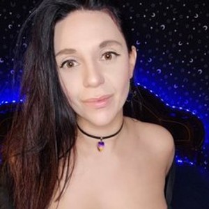 streamate VelvetSun webcam profile pic via sexlivecamsites.com