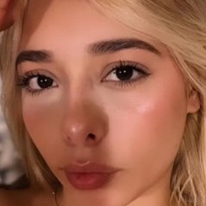 streamate Emma_Wright webcam profile pic via sexcam-girls.com