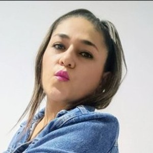 streamate lia_milf22 webcam profile pic via bestlivesexchat.com