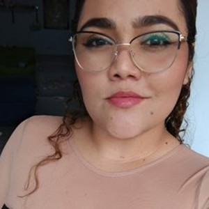 live amateur chat SarahReynolds