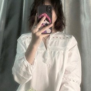 adult camming Lyn066