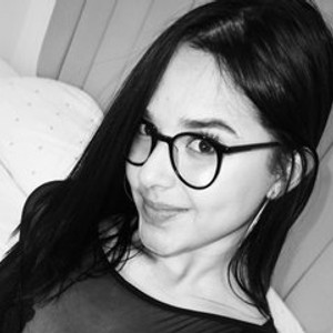 streamate EllyyG webcam profile pic via pornsexycams.com