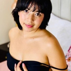 streamate LilyBunniee webcam profile pic via myliveeroticcams.com