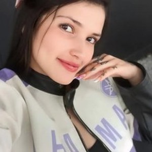 sexcityguide.com Anthonella_25 livesex profile in deepthroat cams
