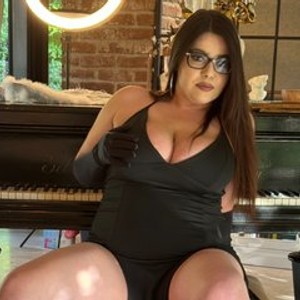 chat on live ShaydaRussell