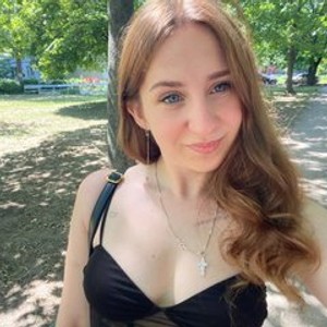streamate LunaToneD webcam profile pic via watchgirlcam.com