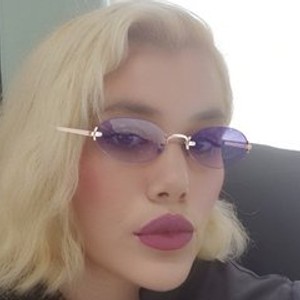 live voyeur cam DaphneDom