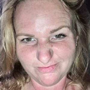 streamate MrsRuehlen webcam profile pic via privat-livecam.com
