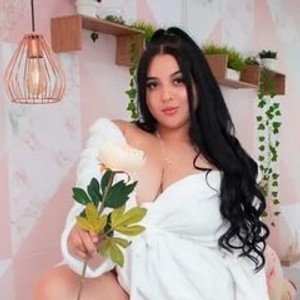 Visit EvaSantanaa Room