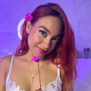 streamate MaddieHills webcam profile pic via sexlivecamsites.com