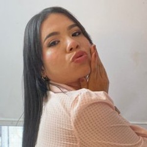 streamate HelenVelascoo webcam profile pic via bestlivesexchat.com