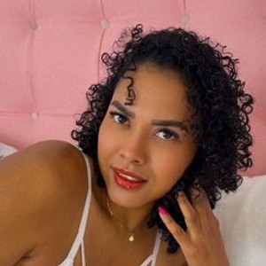 streamate LorenaBrownie webcam profile pic via sexlivecamsites.com