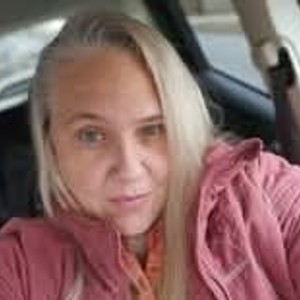 streamate ChelleLove webcam profile pic via bestlivesexchat.com