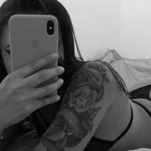 sexcam3d.net Quixsumiss livesex profile in piercings cams