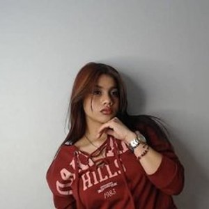 streamate Julieethbrown webcam profile pic via pornsexycams.com